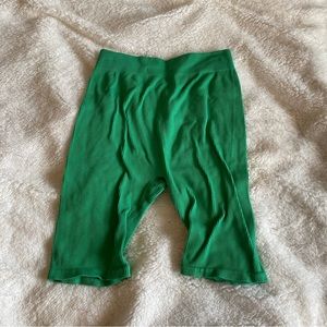 Green ribbed seamless biker shorts size small